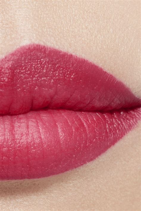 Chanel La Favorite Rouge Allure Velvet Luminous Matte Lip Colour 